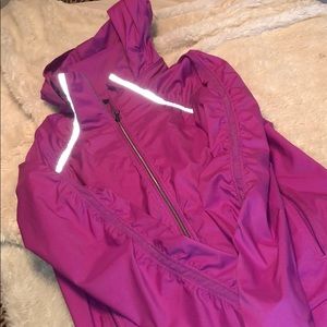 Lulu lemon size 8 rain coat